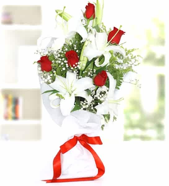 Gül ve Lilyum Buketi