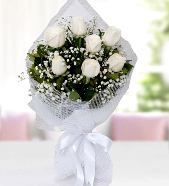 7 Adet Beyaz Gül Buketi