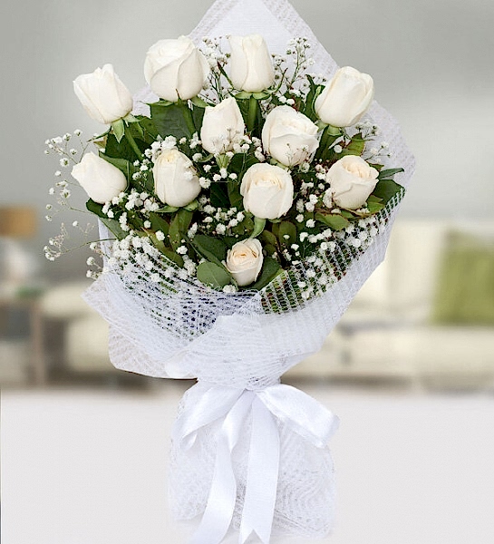 11 Adet Beyaz Gül Buketi