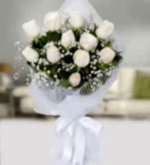 11 Adet Beyaz Gül Buketi